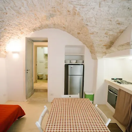 Nocleg ze śniadaniem Il Borgo Piazza Celso 3 *