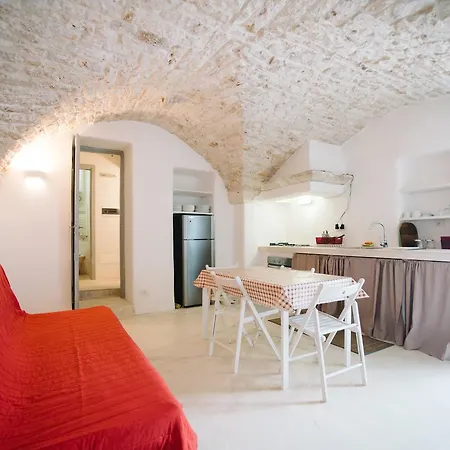 Il Borgo Piazza Celso 3 Bed & Breakfast Ceglie Messapica