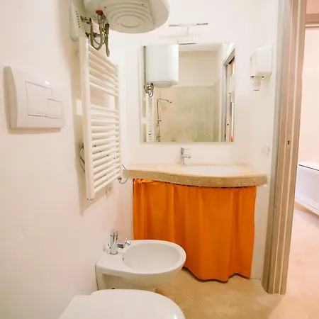 Il Borgo Piazza Celso 3 Bed & Breakfast